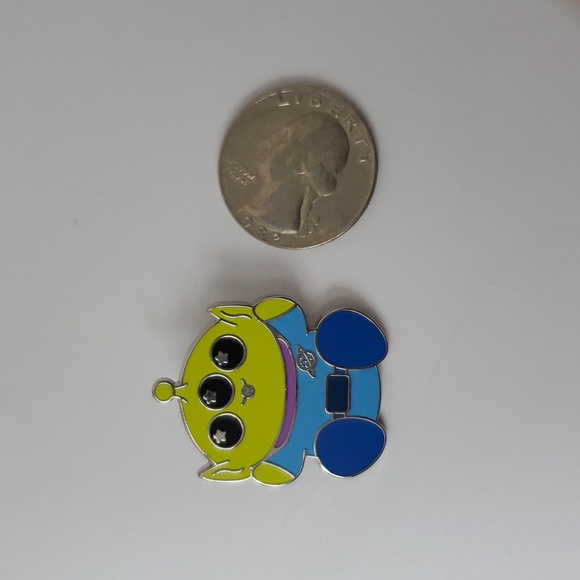 Disney/Pixar Toy Story Alien Pin - Picture 3 of 3